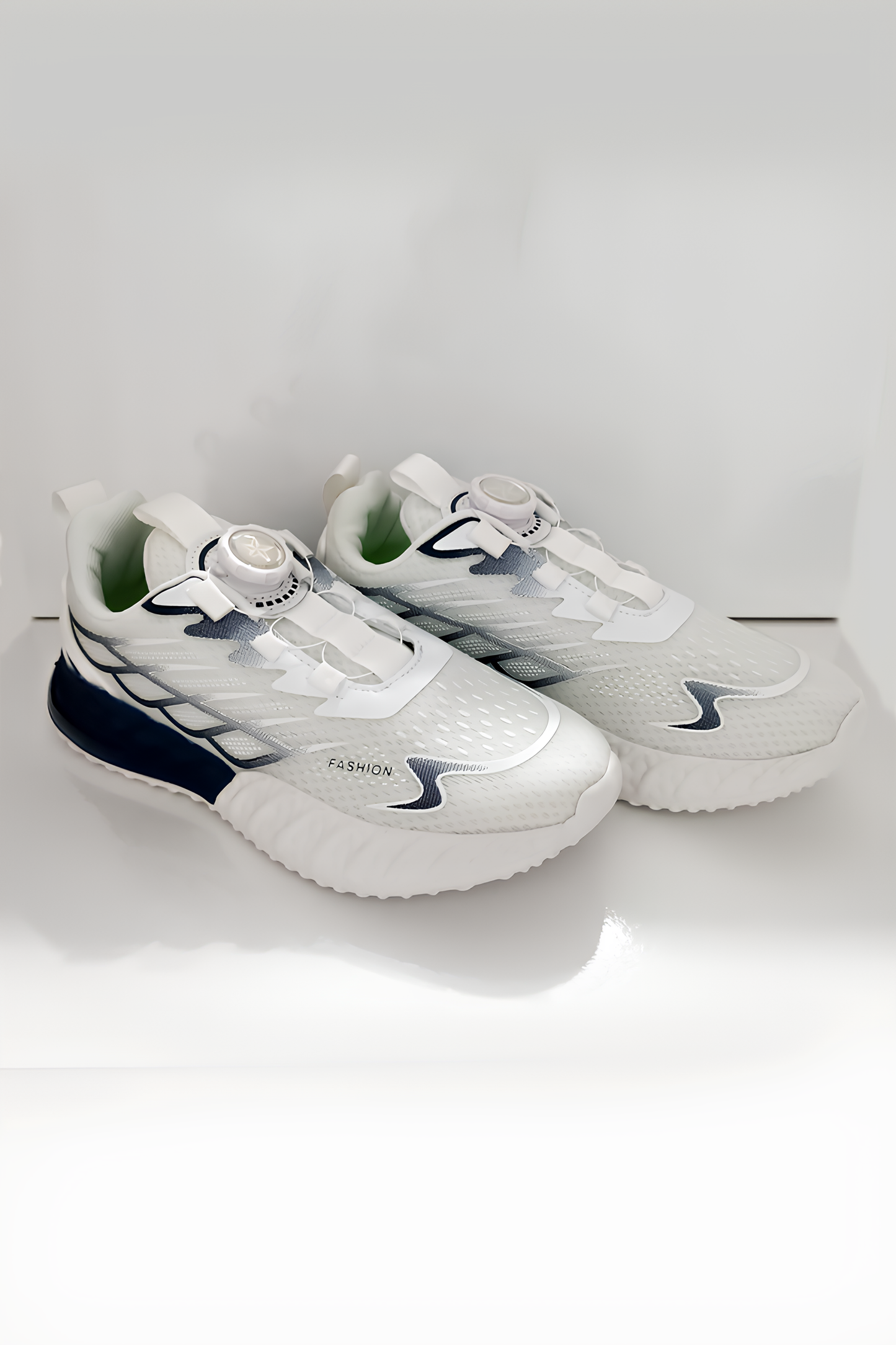 Erkek/Çocuk Beyaz Lacivert Detaylı Koşu ve Spor Ayakkabı - Hafif ve Konforlu Sneaker