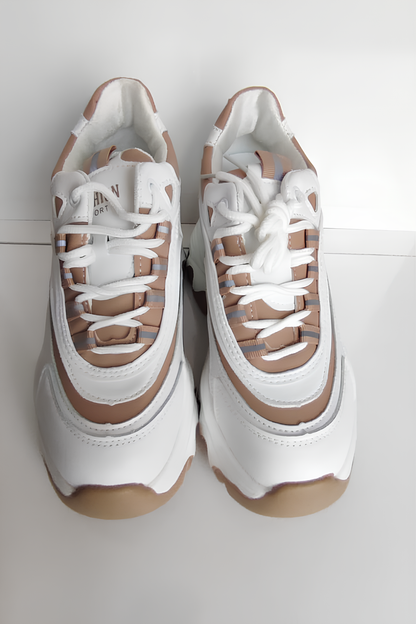 Beyaz Taba Kalın Taban Spor Ayakkabı – Şık ve Rahat Sneaker, Yürüyüş Ayakkabısı