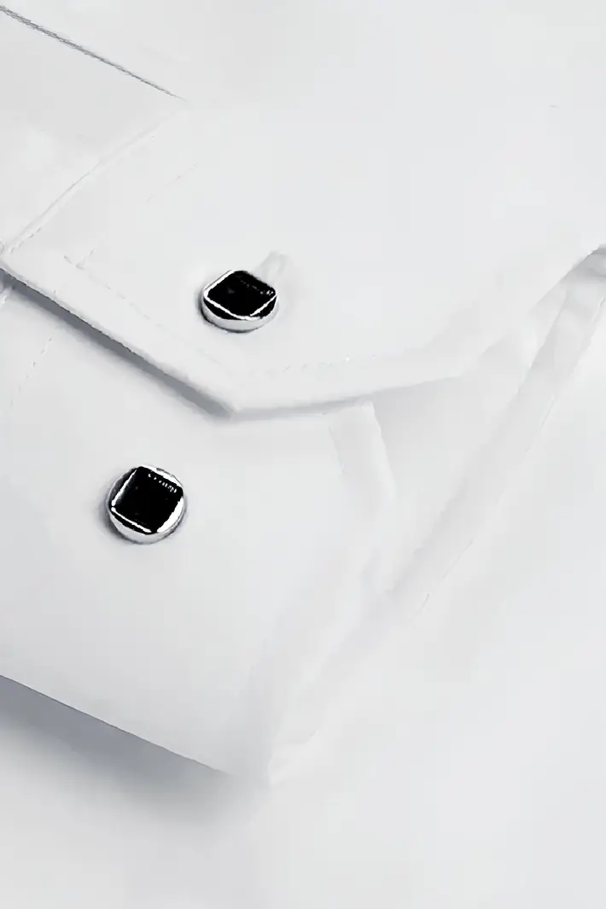 Premium Beyaz Erkek Gömleği - Şık Düğme Detaylı, Polyester, Olgun Stil, Tüm Sezon Kullanıma Uygun