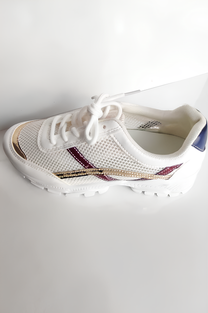 Kadın Spor Ayakkabı – Beyaz Fileli, Konforlu ve Şık Günlük Sneaker